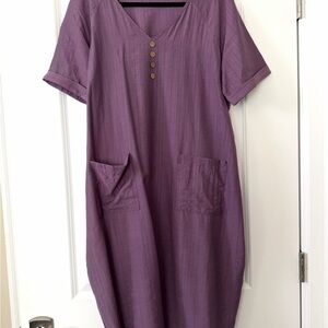 Relaxed V-Neck Midi Dress with Patch Pockets - Purple